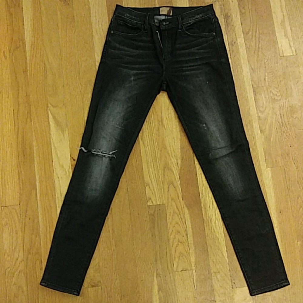 Ripped black jeans